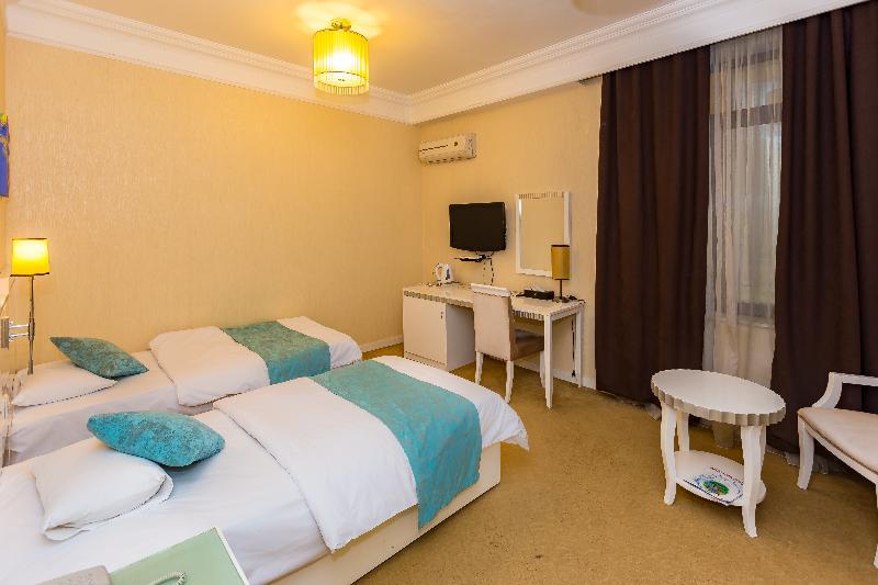 Amber Hotel Baku Exterior photo